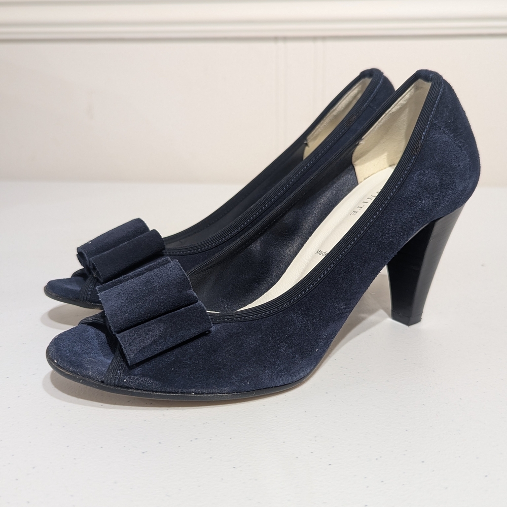 Ron White Navy Suede peeptoe bow pump - size 5.5us